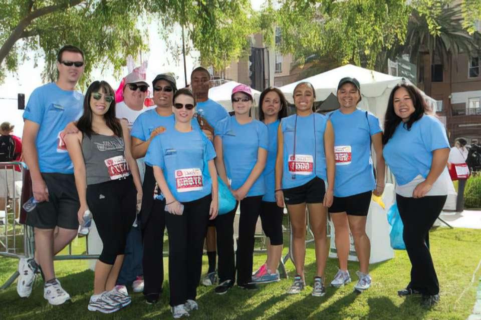 皇冠hga025大学洛杉矶分校参加了校园癌症募捐活动