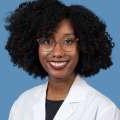 Juline Asamoah，医学博士